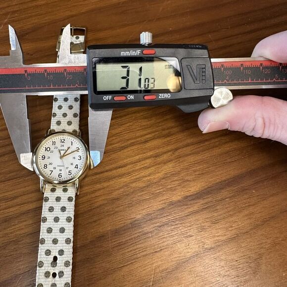 Women Timex Watch Weekender Tw2p65400 Cream Black Zulu Band Gold Case Easy Read - Picture 5 of 5